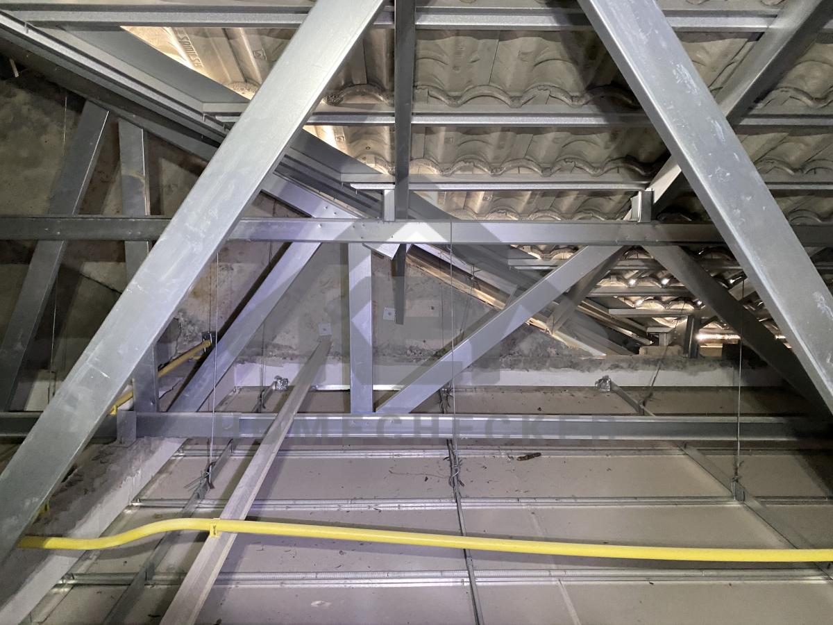 งานฝ้าชายคาและโครงฝ้า