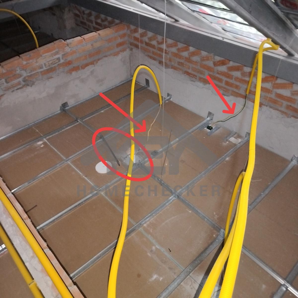 งานตรวจสอบหลังคา