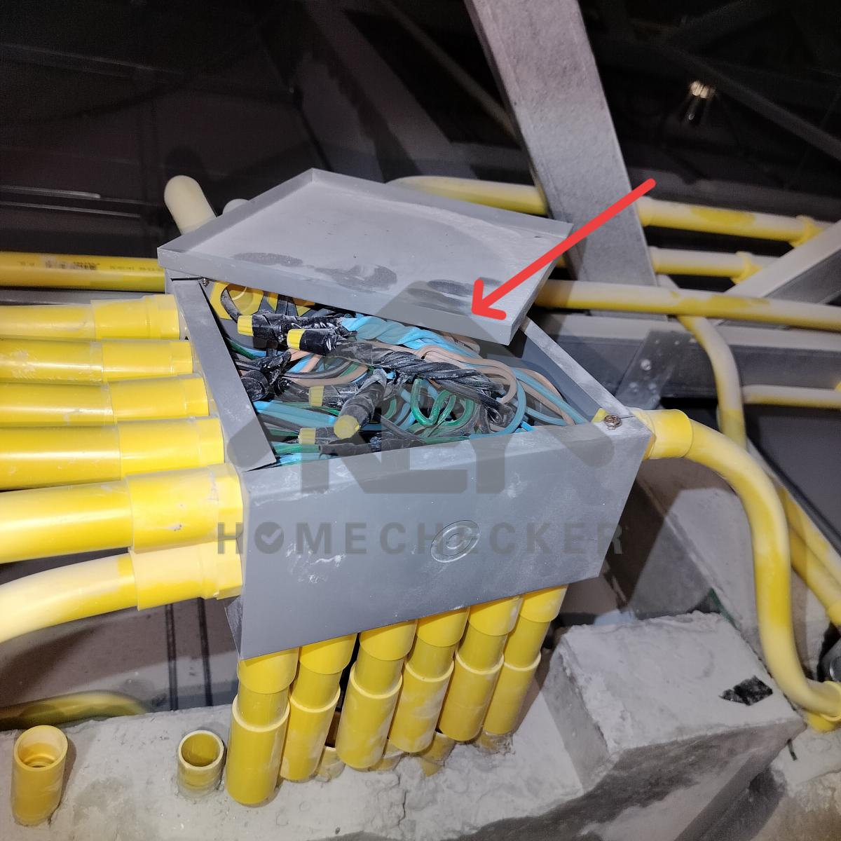 งานตรวจสอบหลังคา