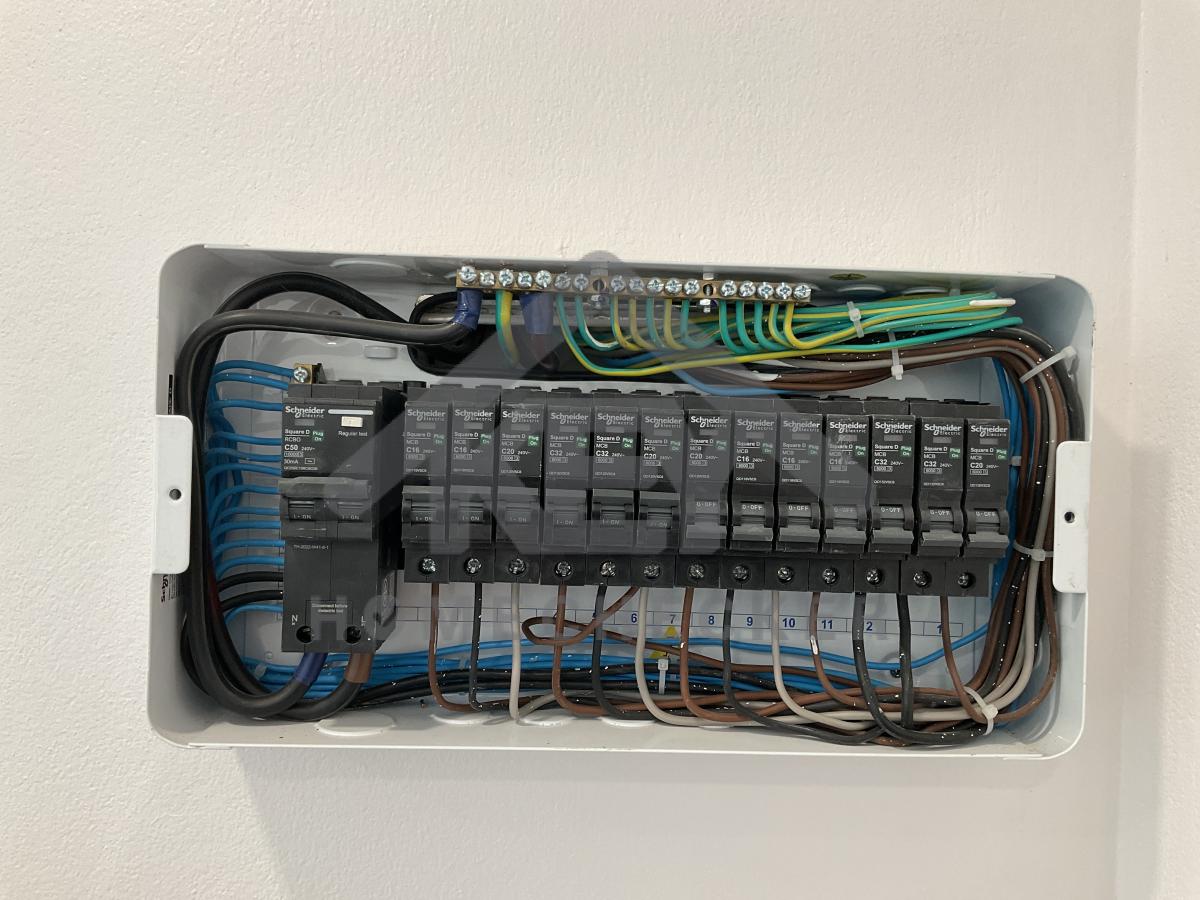 งานไฟฟ้าและระบบความปลอดภัย