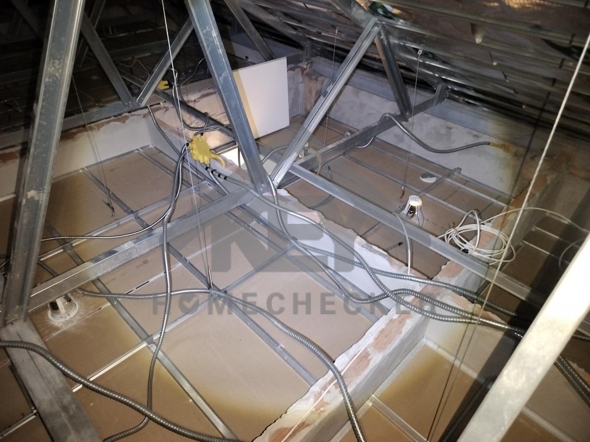 งานตรวจสอบหลังคา