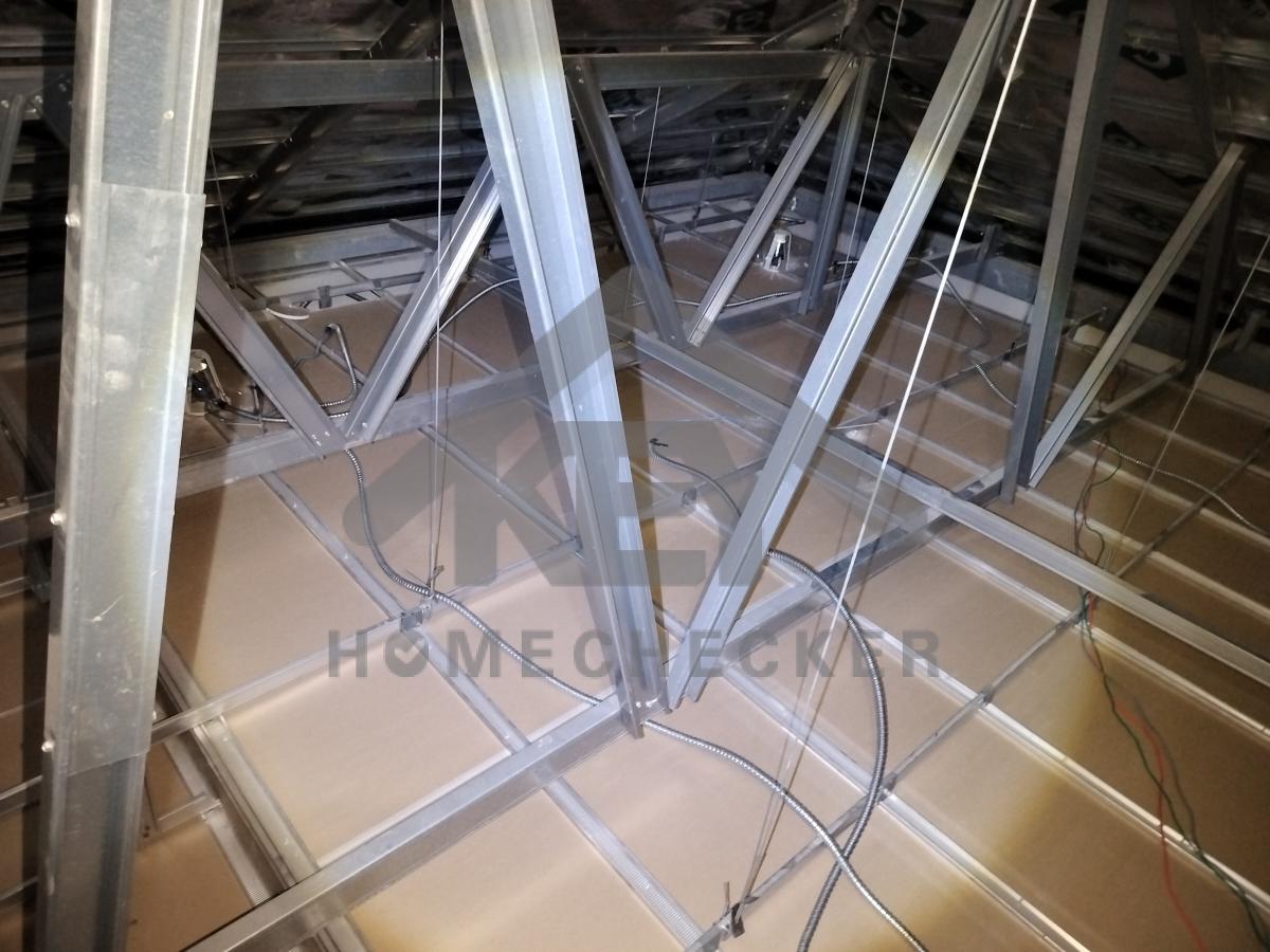 งานตรวจสอบหลังคา