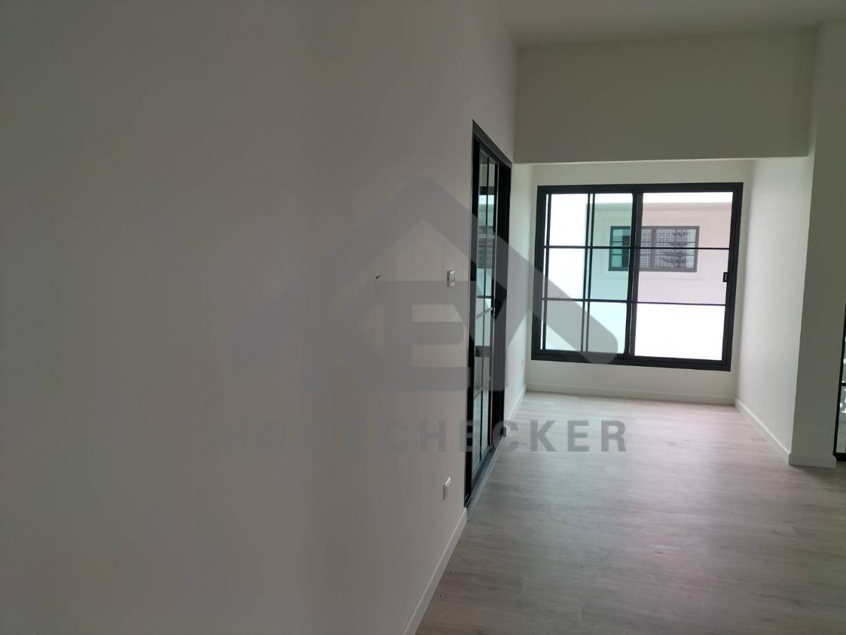 งานห้องโถง ห้องนั่งเล่น