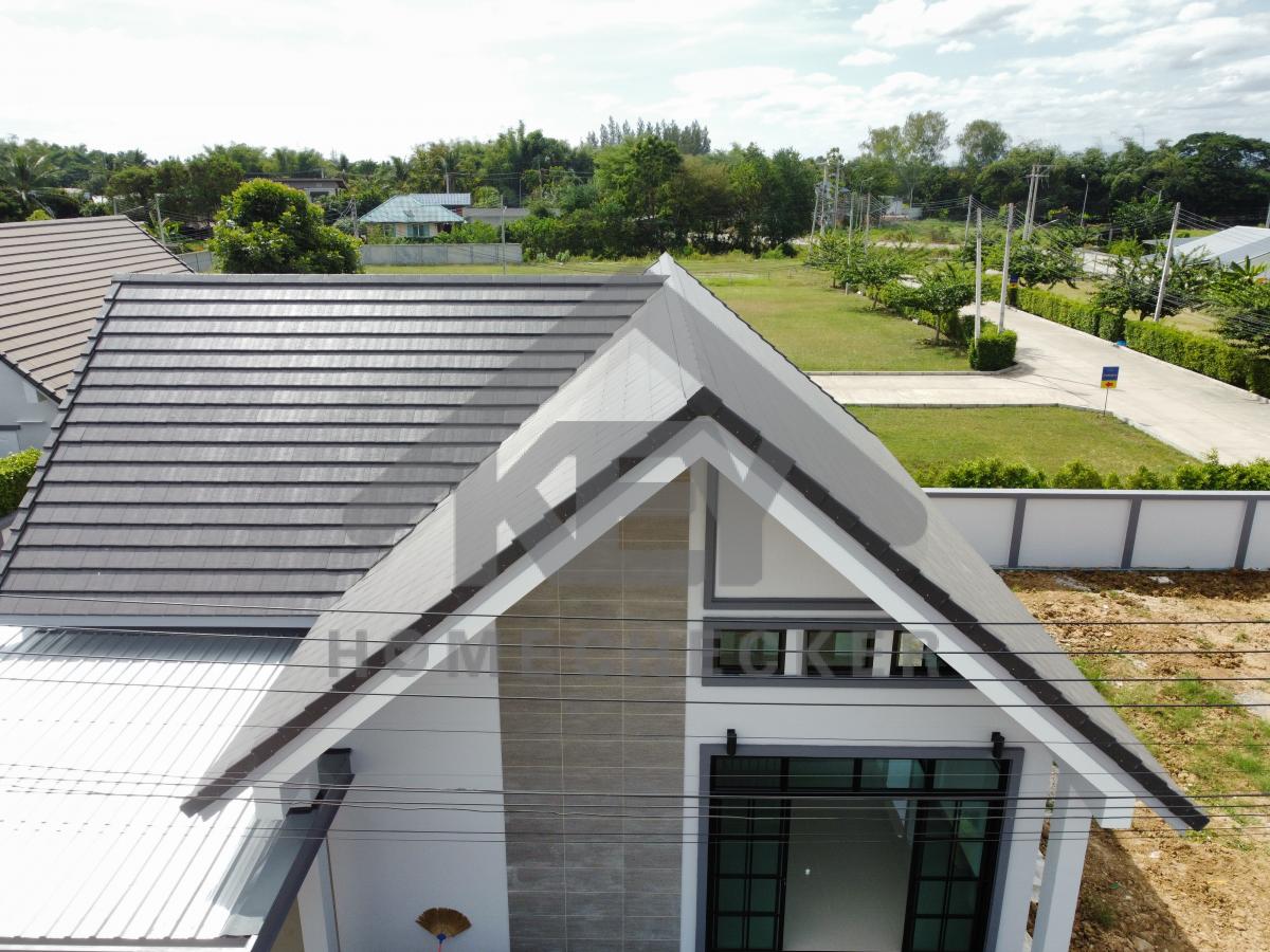 งานตรวจสอบหลังคา