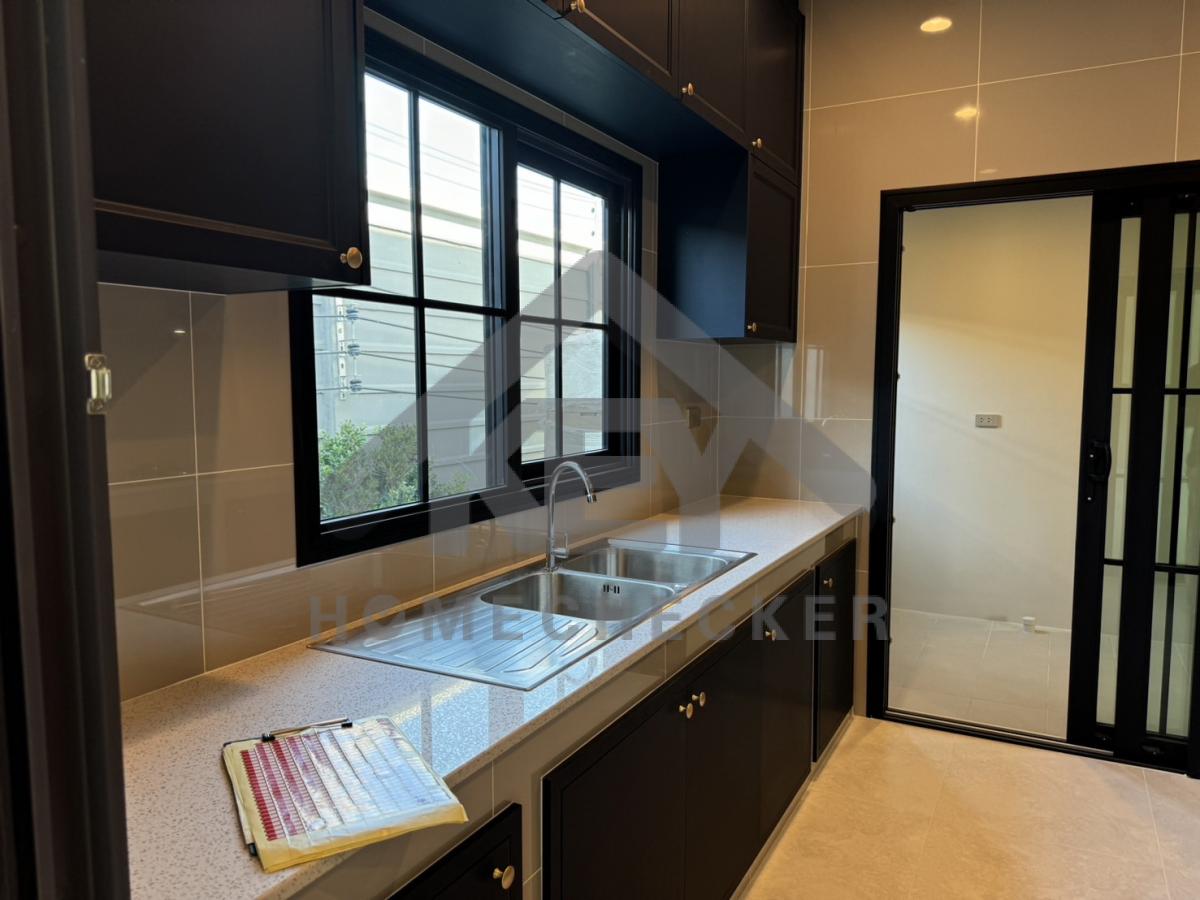 งานห้องครัวชั้น 1