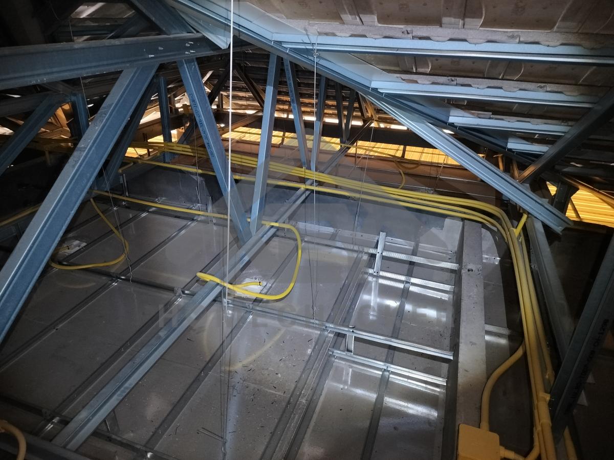 งานฝ้าชายคาและโครงฝ้า