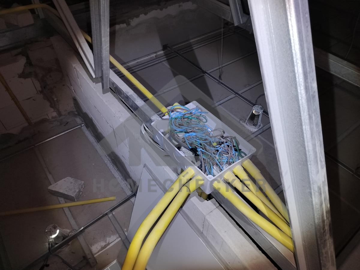 งานฝ้าชายคาและโครงฝ้า